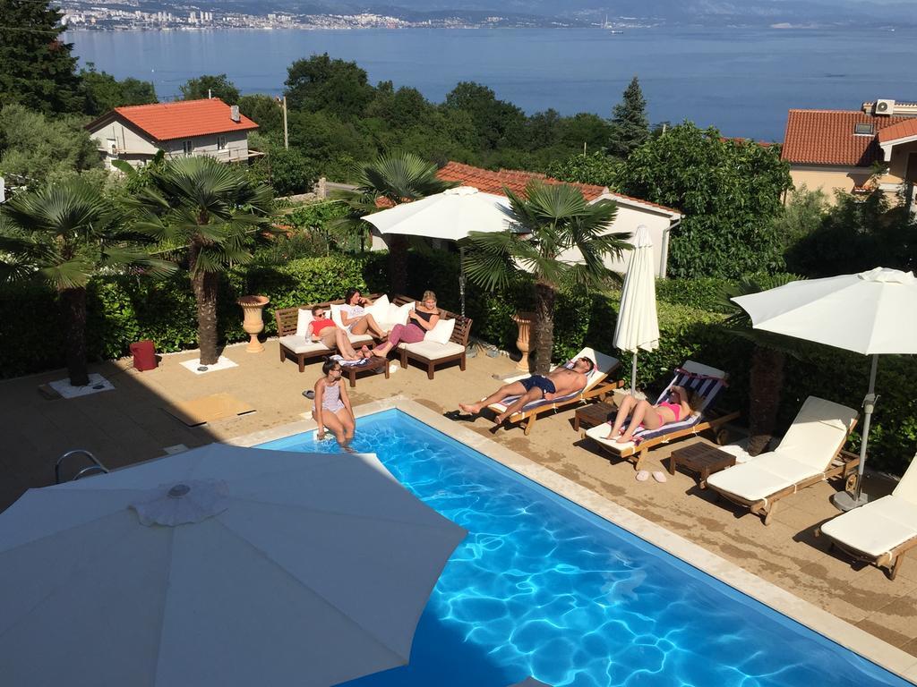 Apartments Villa Chiara Opatija Icici Ngoại thất bức ảnh